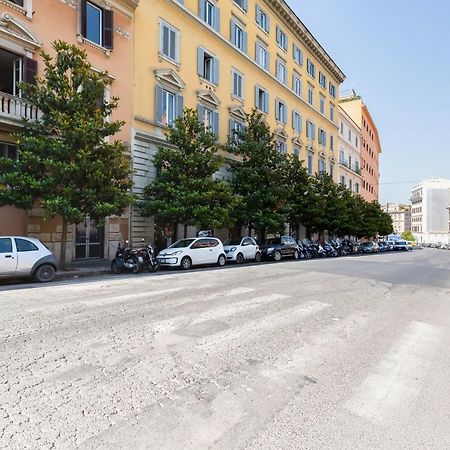 Lovely And Modern Nest Near The Colosseum Rome Exterior photo
