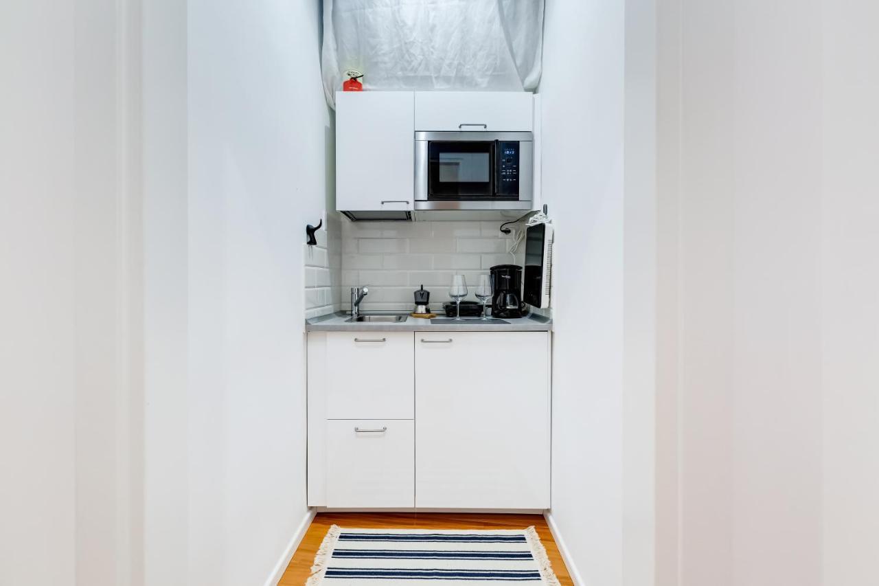 Lovely And Modern Nest Near The Colosseum Rome Exterior photo